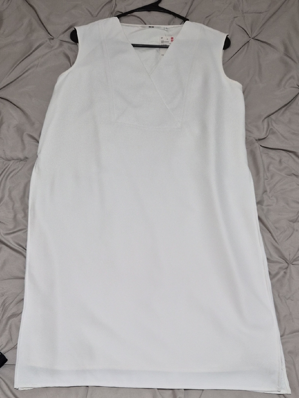 Uniqlo Off-White Sleeveless Drape Dress